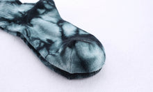 Load image into Gallery viewer, Thai Dye Socks - Black